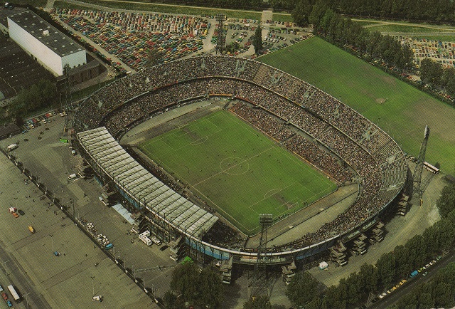 Kuip1985